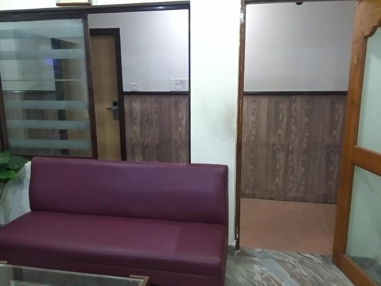 Sai Tirumala Residency Тирупати Екстериор снимка