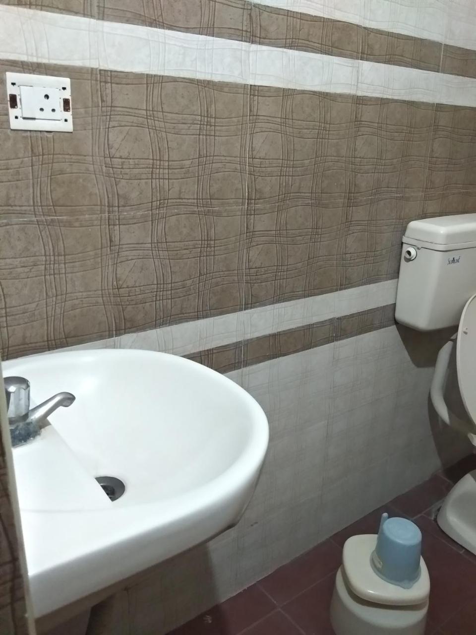 Sai Tirumala Residency Тирупати Екстериор снимка