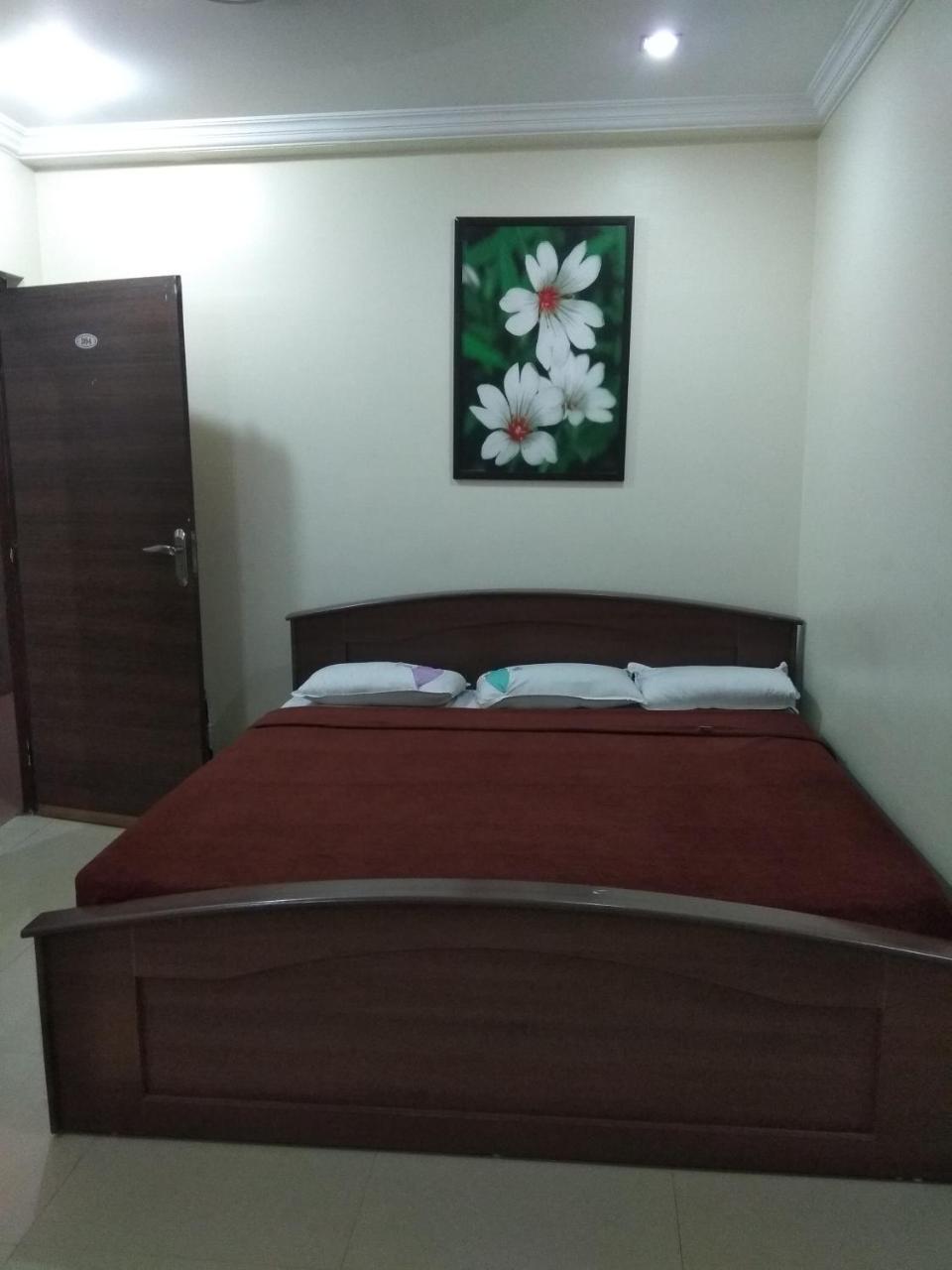 Sai Tirumala Residency Тирупати Екстериор снимка