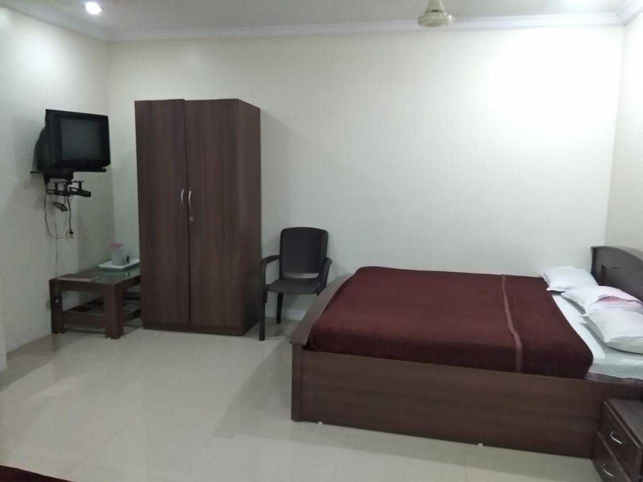 Sai Tirumala Residency Тирупати Екстериор снимка