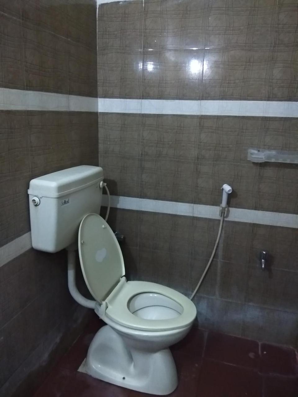 Sai Tirumala Residency Тирупати Екстериор снимка