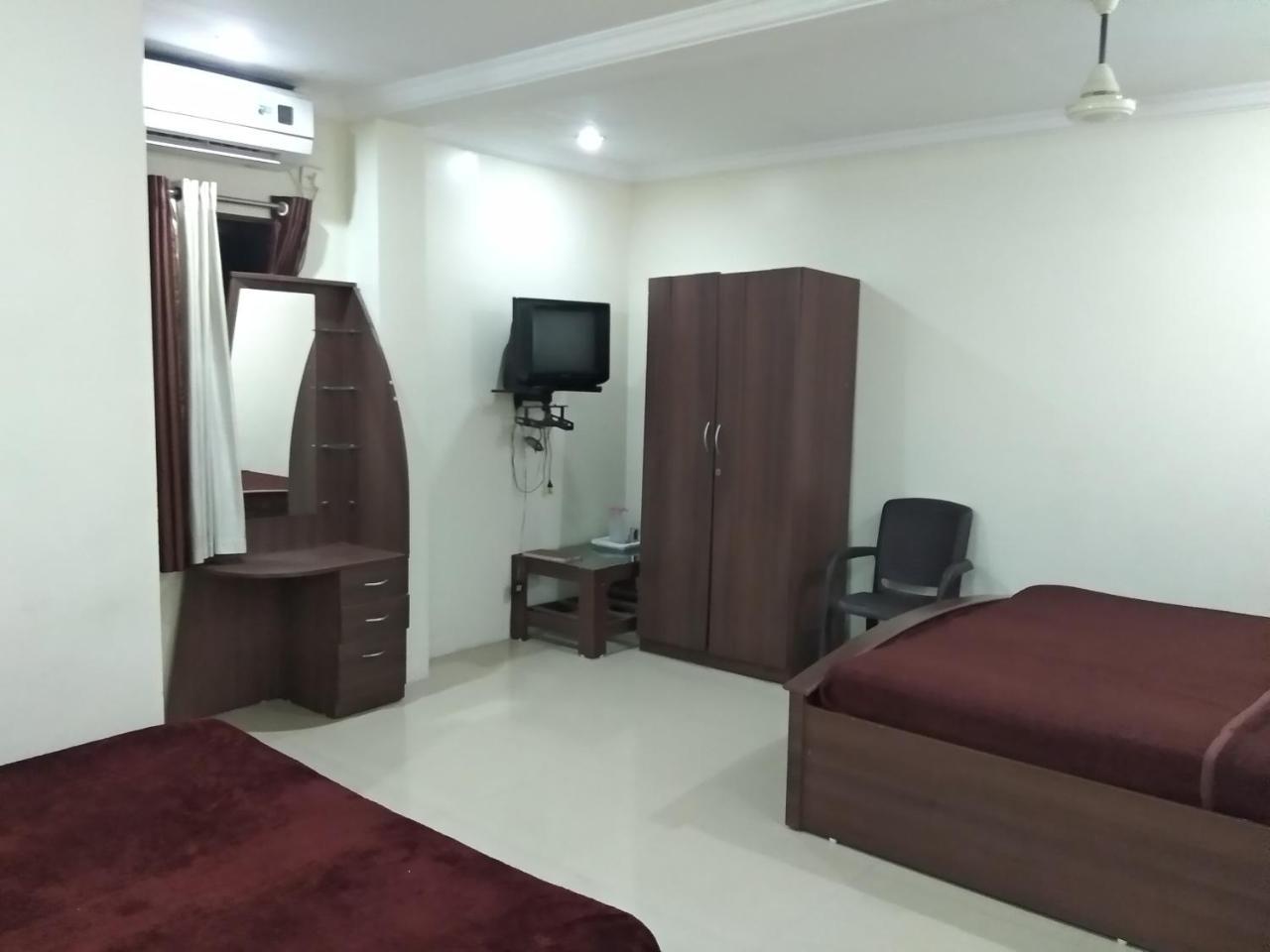 Sai Tirumala Residency Тирупати Екстериор снимка